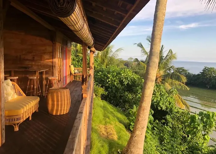 Cliff House Balian